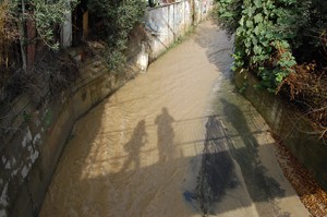 1ο Εργαστήριο Ζωγραφικής: Διερευνητική διαδρομή στον Δενδροπόταμο για την προετοιμασία της Πορείας προς τον Δενδροπόταμο, στο πλαίσιο της έκθεσης στο ΚΜΣΤ